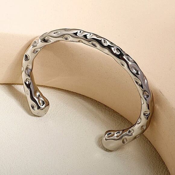 Stainless Steel Irregular Contour Bracelet Bangle Cuff Hammered - Picture 1 of 8